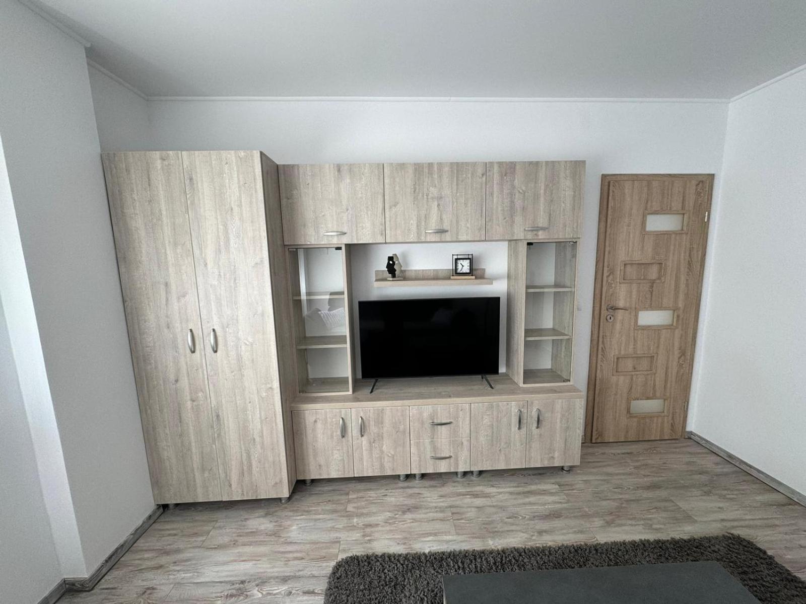 Bingo Apartman Cristuru Secuiesc ภายนอก รูปภาพ